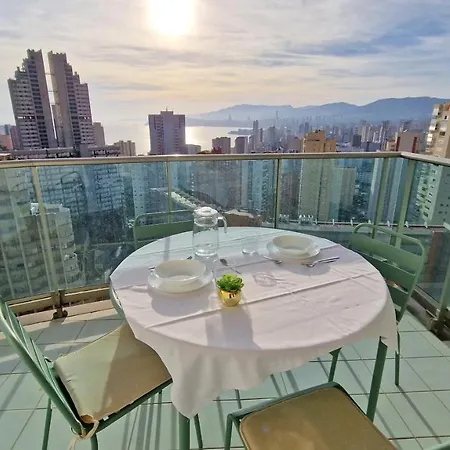 Skyline 11 Sunny Balcony With Stunning Sea Views アパート *